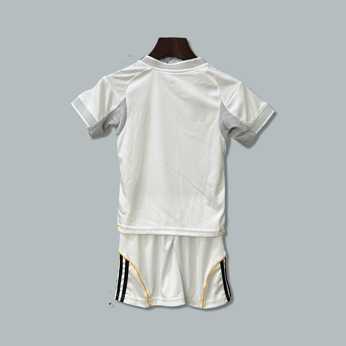Real Madrid 25/26 Home Kids Kit