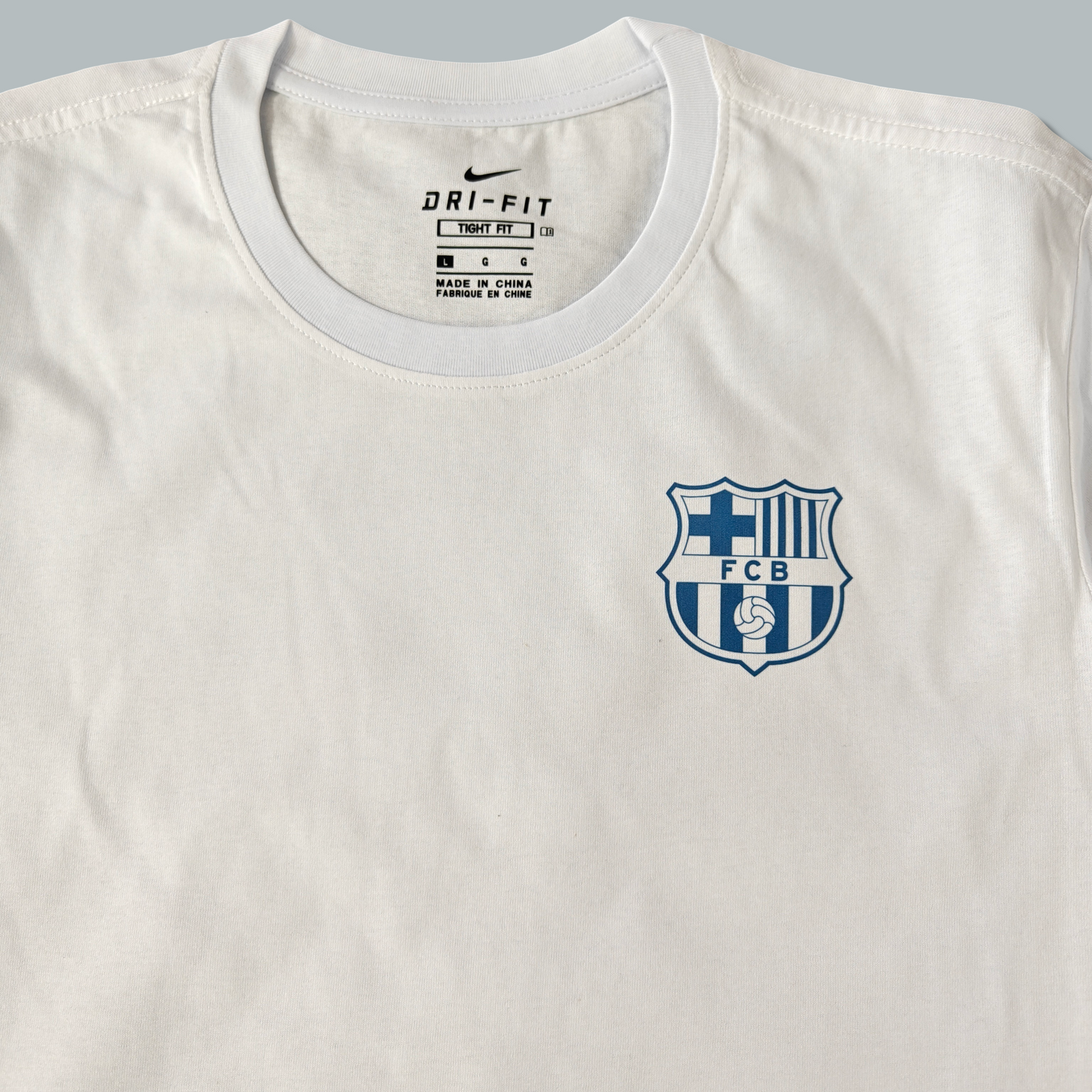 Barcelona 25/26 "Blanc Crest" Premium T-Shirt