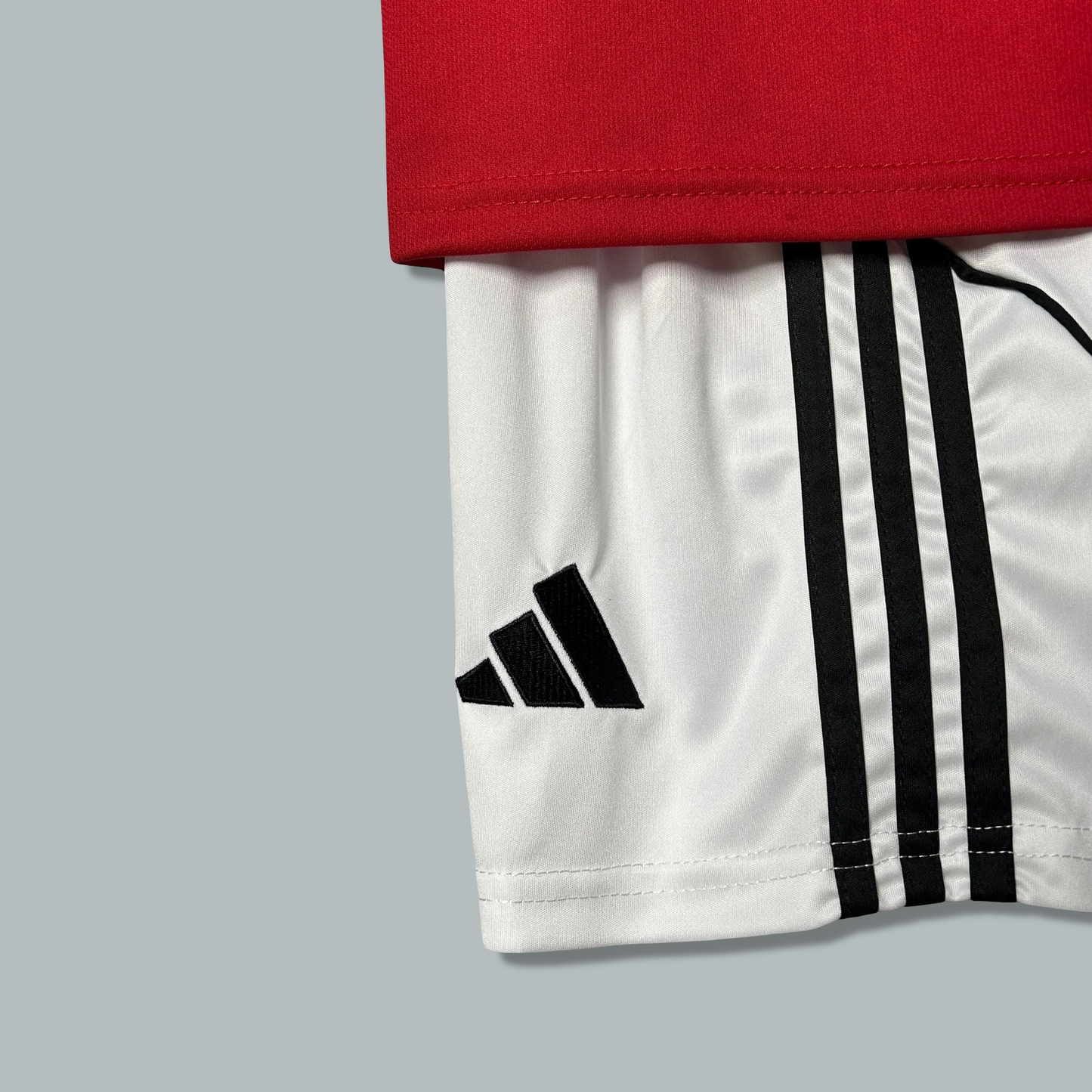 Manchester United 25/26 Home Kids Kit