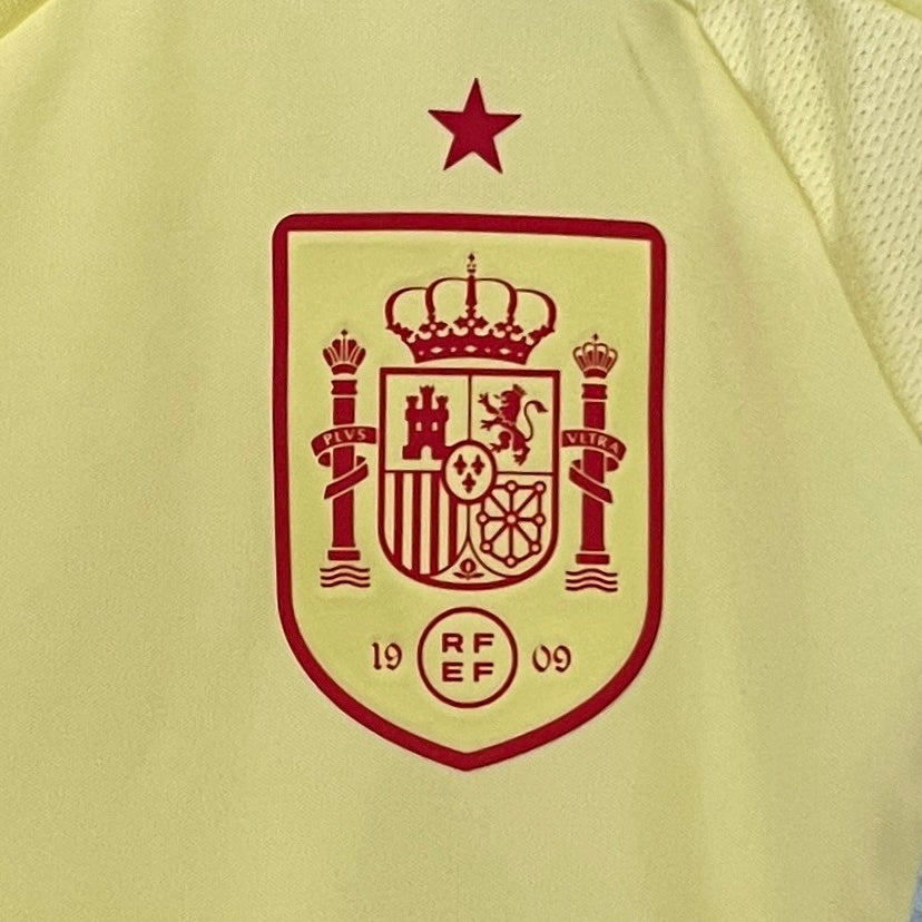 Spain 24/25 Away Kit