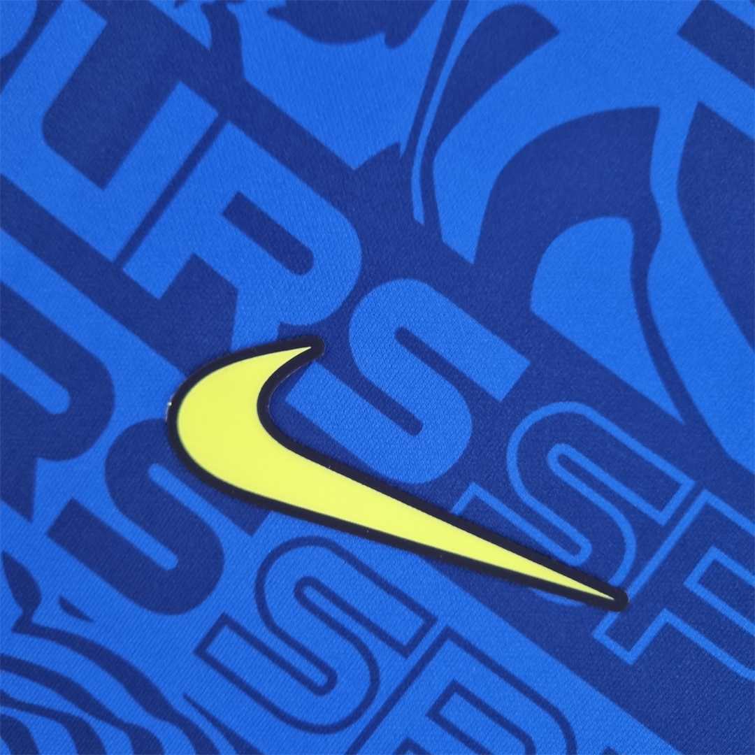 Tottenham Hotspur 25/26 "Patternhold" Premium Kit
