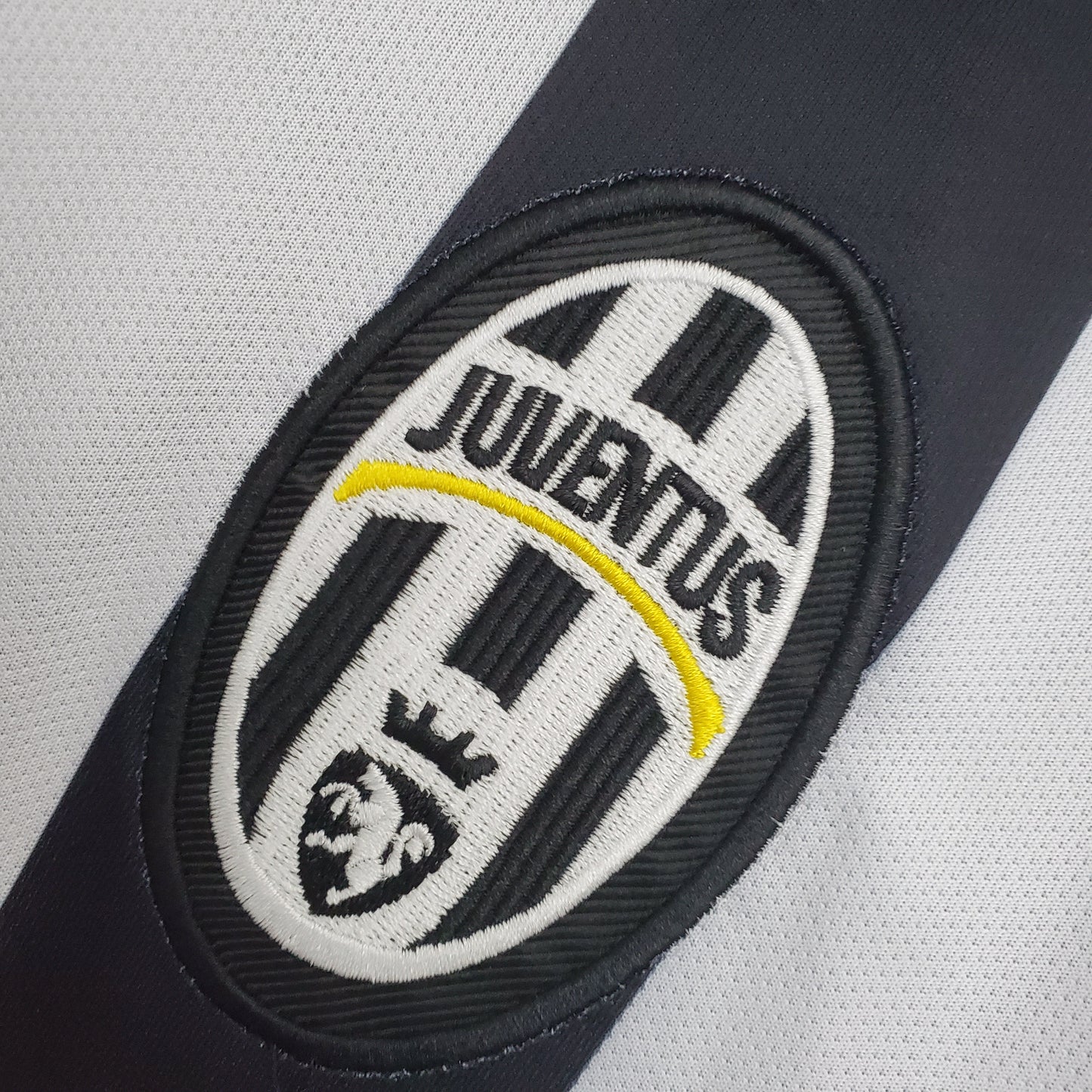 14-15 Juventus Home Retro Kit