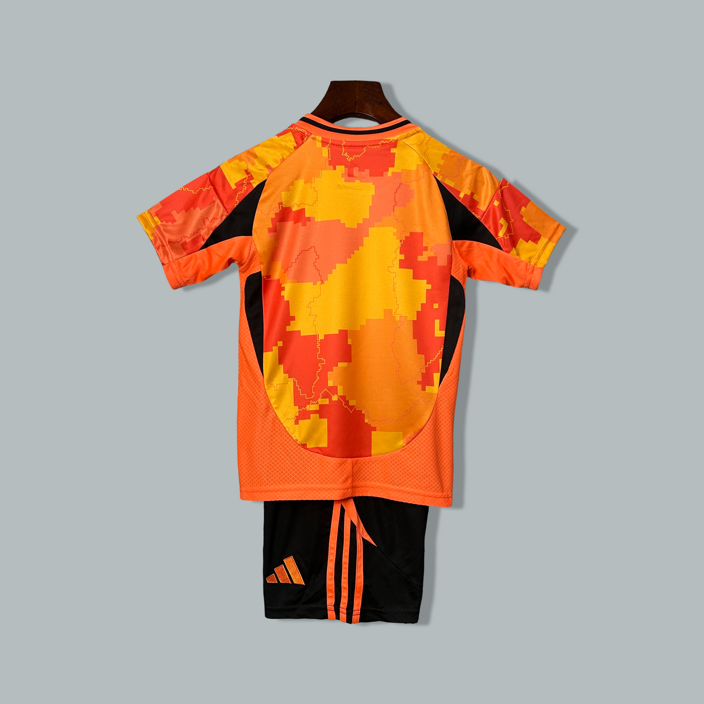 Paris FC 25/26 "Orange Pixel Camo" Premium Kids Kit