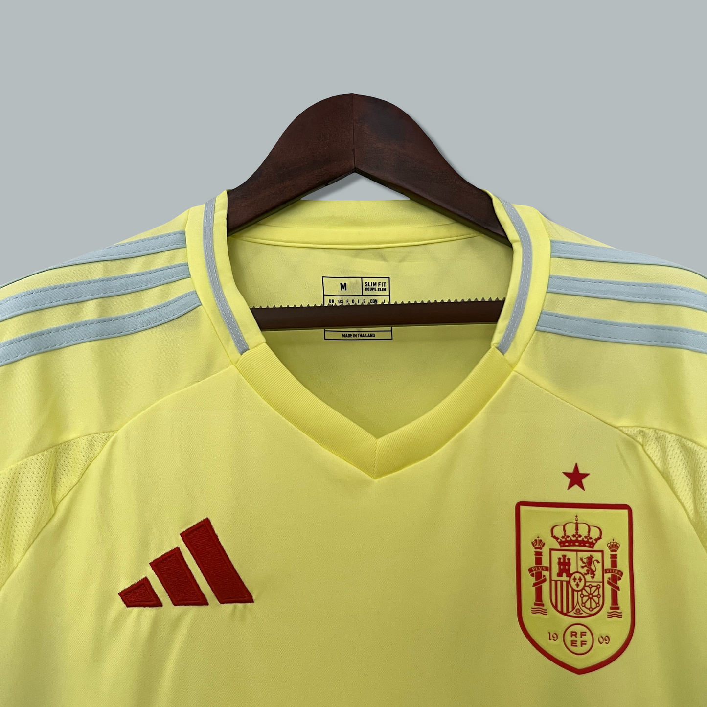 Spain 24/25 Away Kit