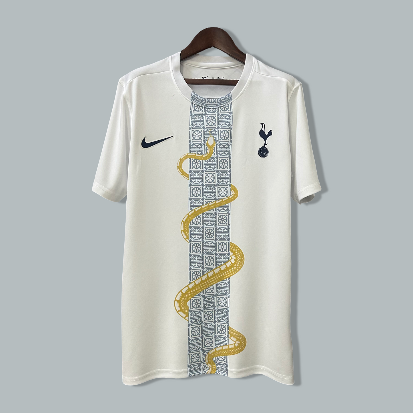 Tottenham Hotspur 25/26 "Golden Spur" Premium Kit