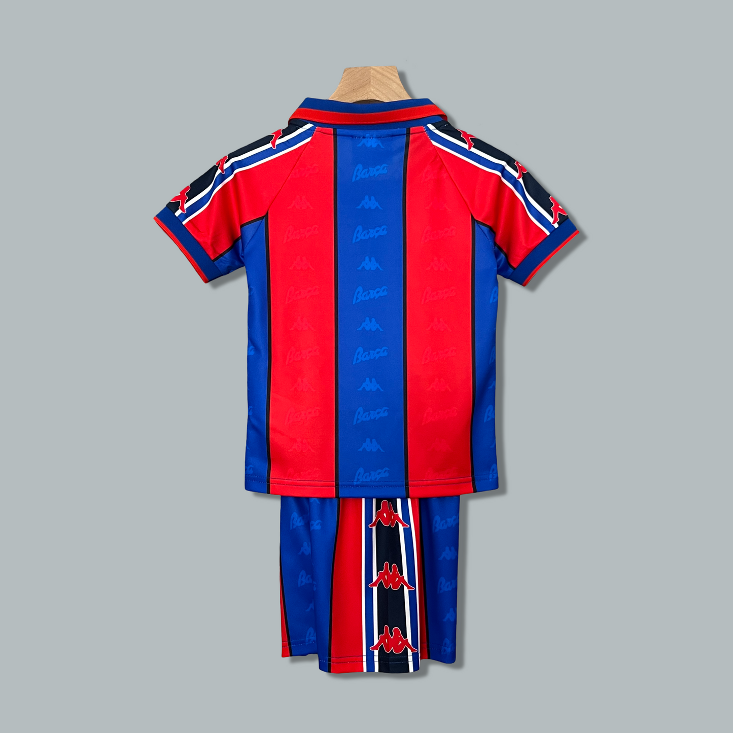 Barcelona 95-97 Retro Kids Kit