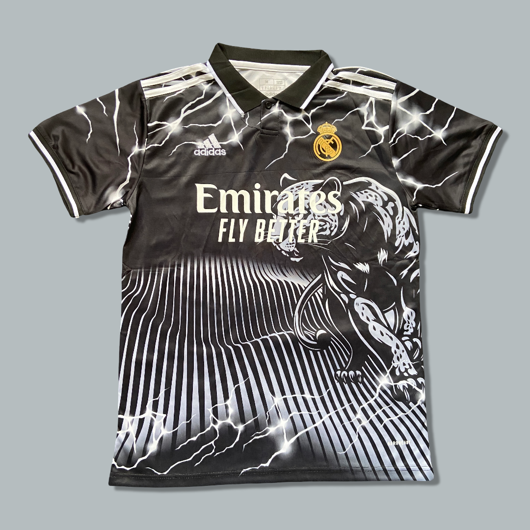 Real Madrid 25/26 "Black Thunder Panther" Premium Kit