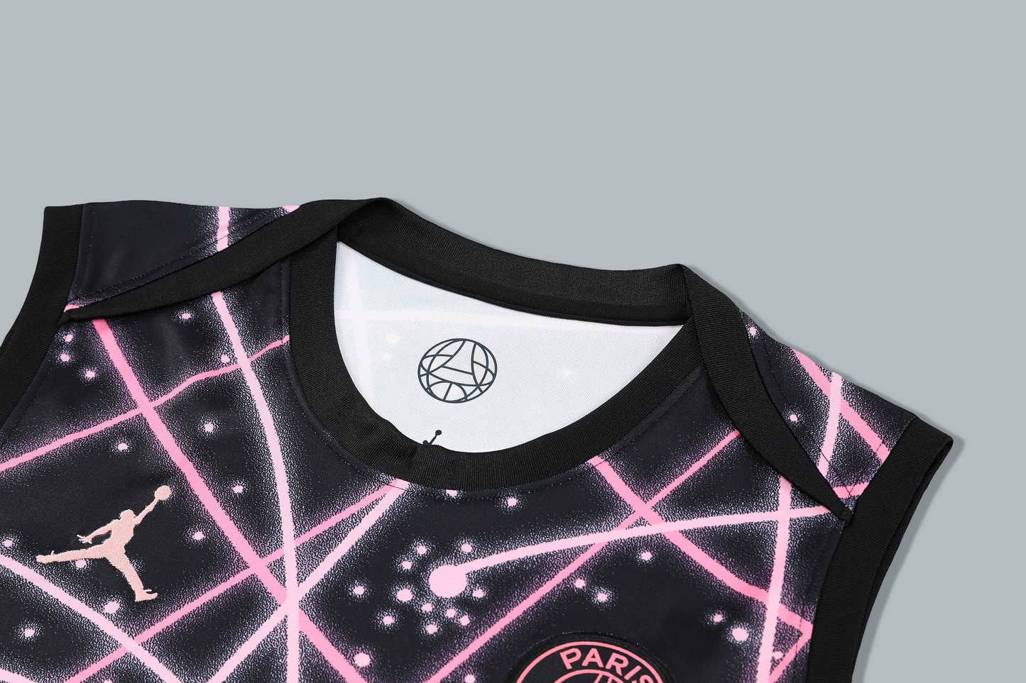 PSG 25/26 "Neon Pink Grid" Sleeveless Training Jersey and Shorts Set