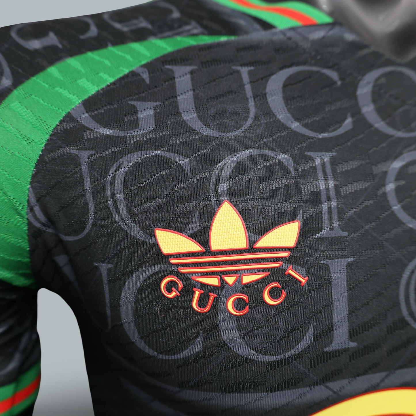 Real Madrid 25/26 "Gucci Edition" Player Version Premium Kit