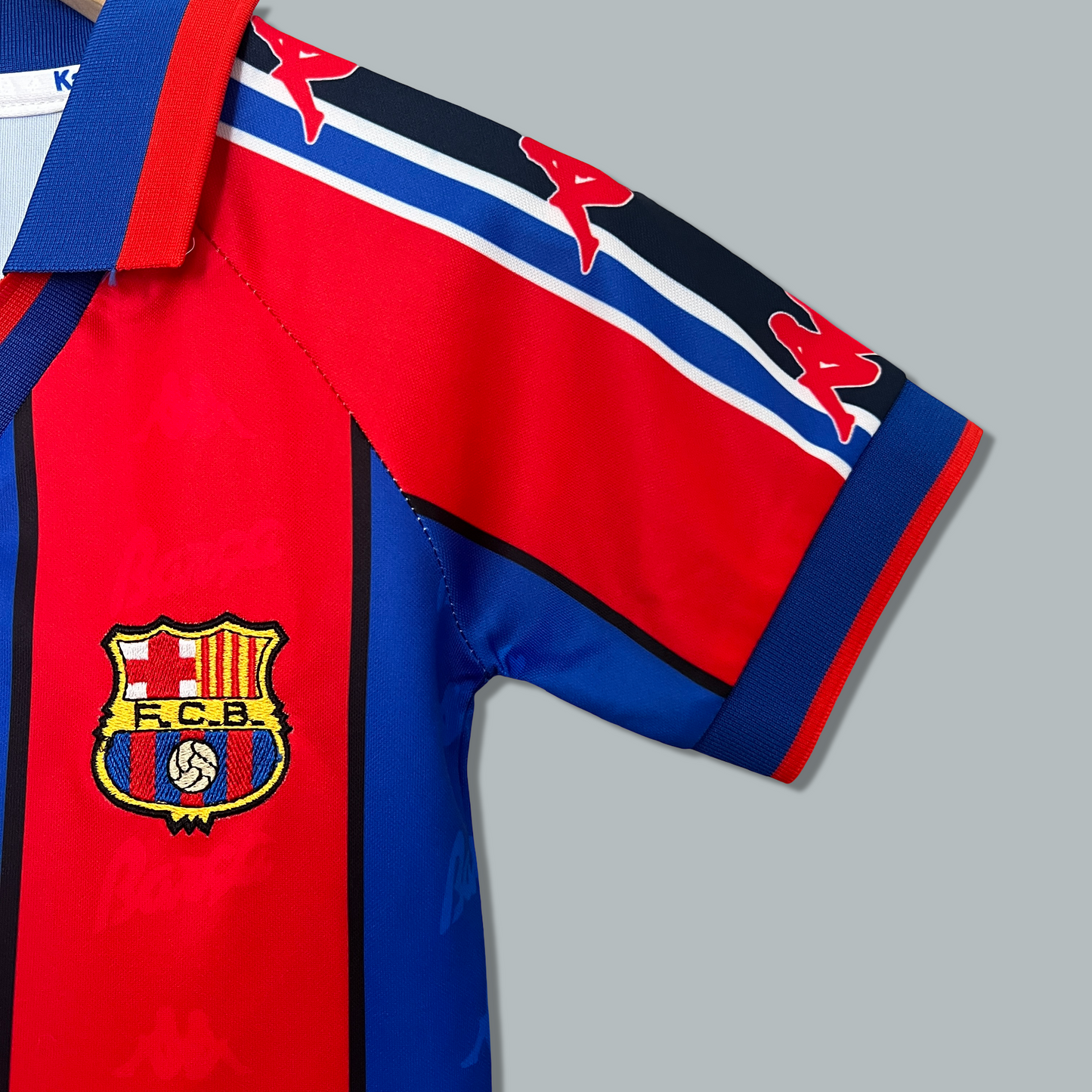 Barcelona 95-97 Retro Kids Kit