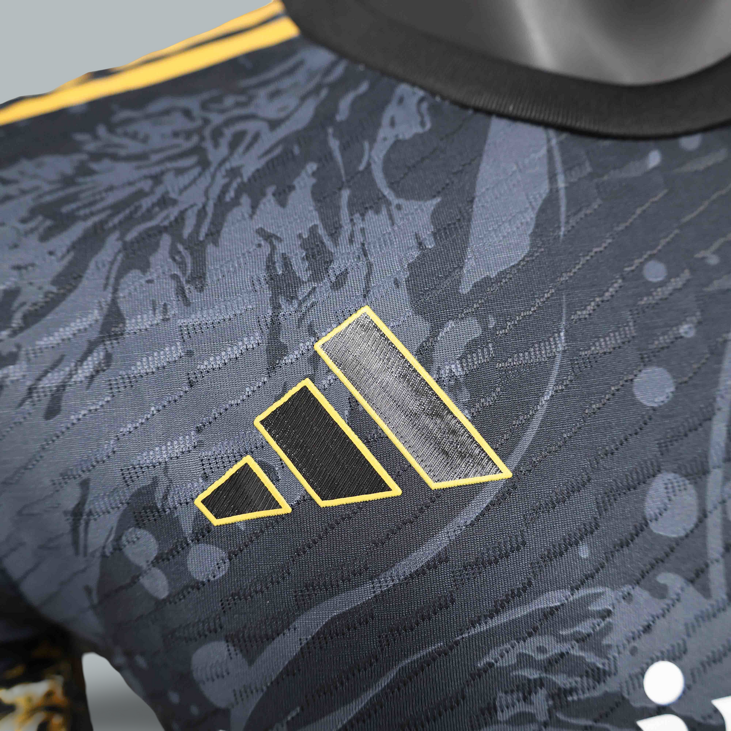 Real Madrid 25/26 "Golden Dragon" Player Version Premium Kit