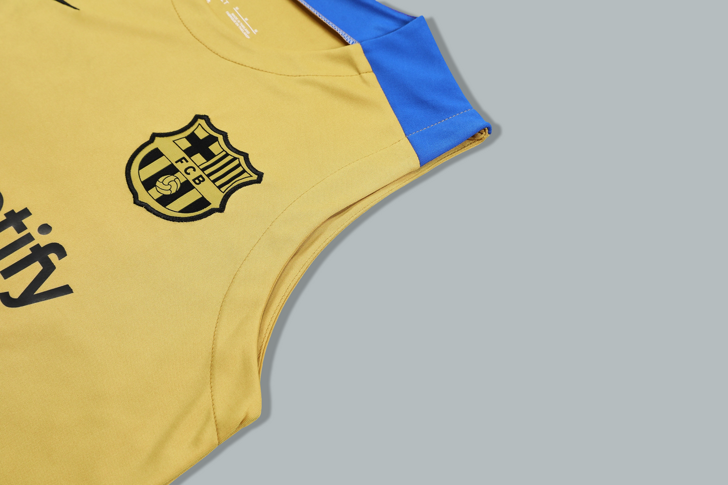 Barcelona 24/25 ‘Golden Heritage’ Sleeveless Jersey and Shorts Set