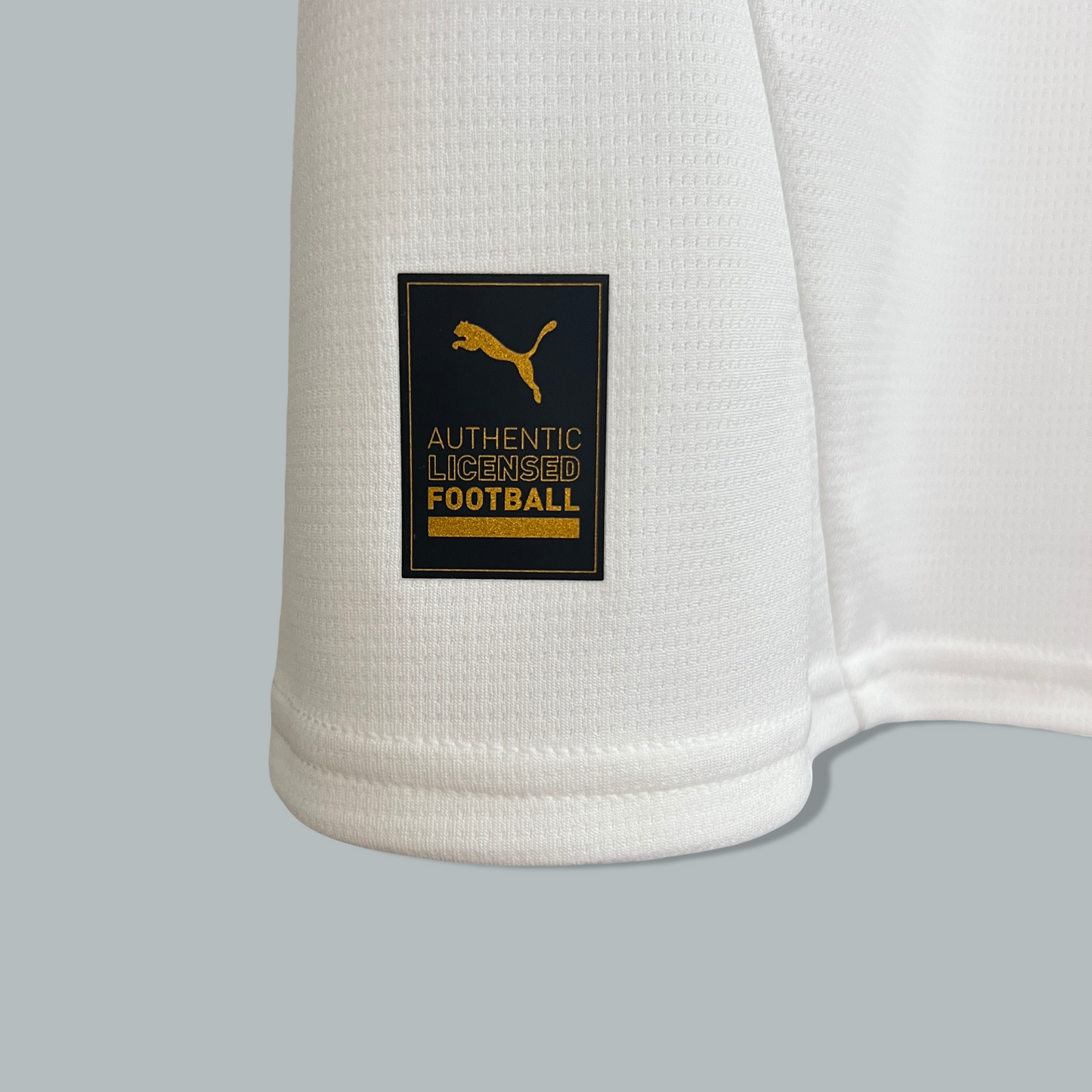 Valencia 24/25 Home Kit
