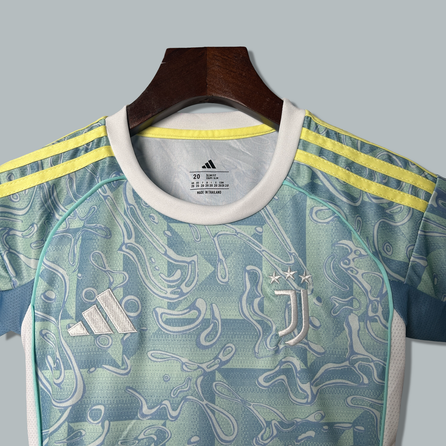 Juventus 25/26 Away Kids Kit