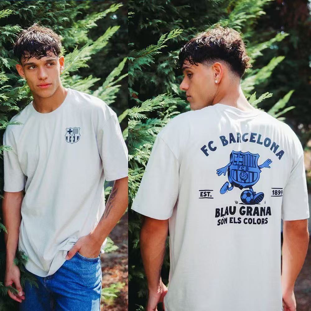 Barcelona 25/26 "Blanc Crest" Premium T-Shirt