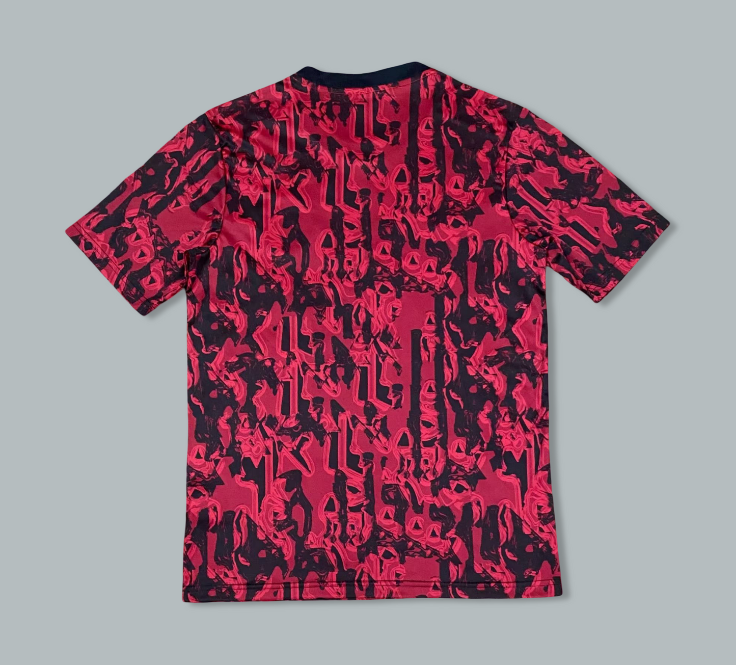 Manchester United 24/25 "Flashwave" Kit