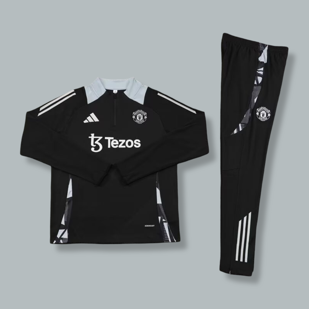 Manchester United 25/26 Training Tracksuit "Midnight Shadow Edition"