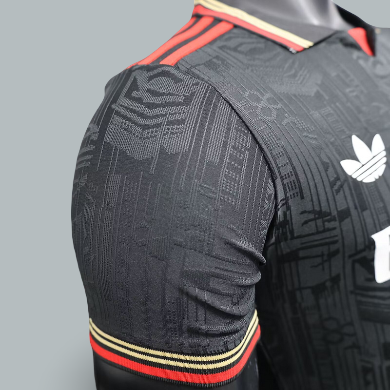 Arsenal 25/26 "Shadow Black" Player Version Premium Kit