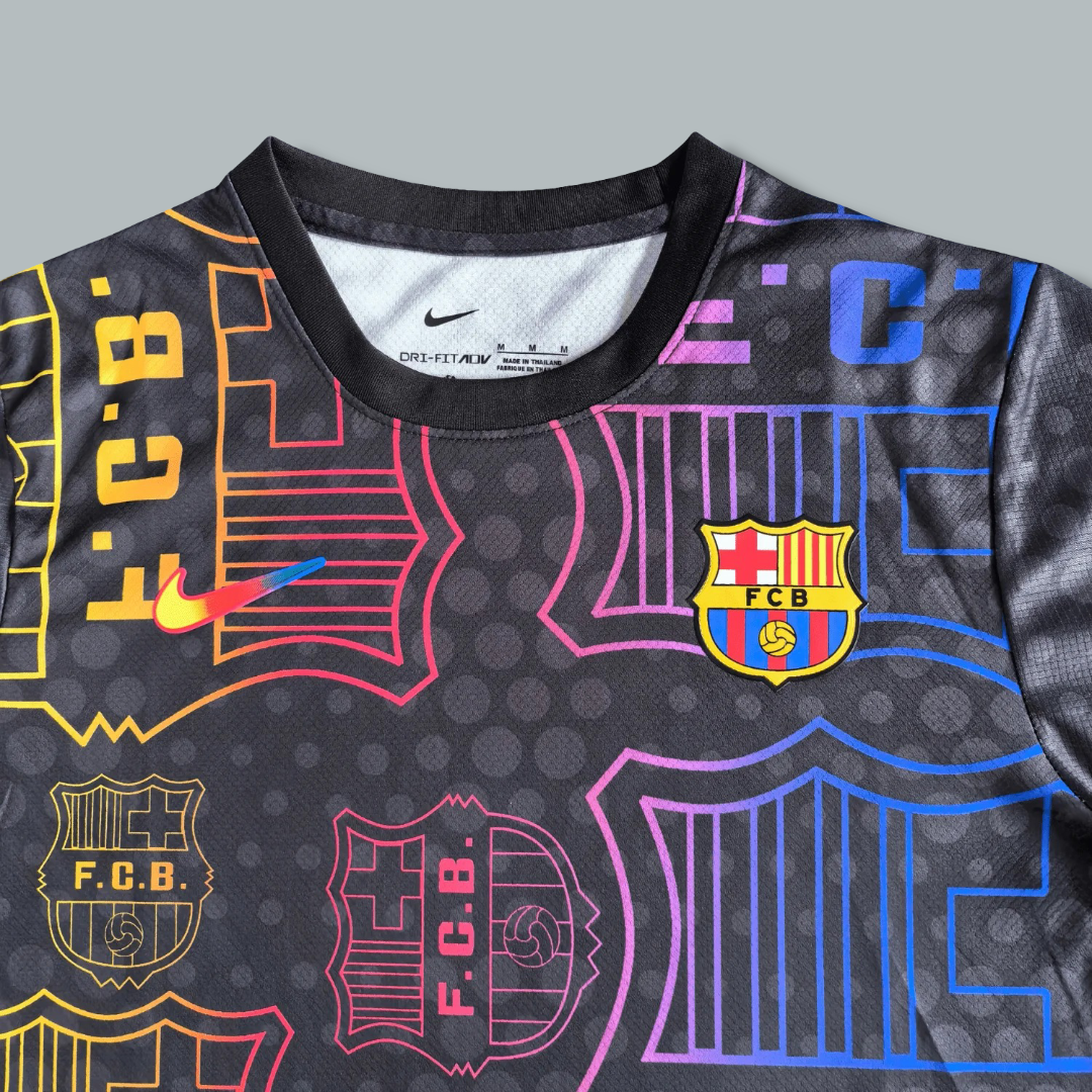 Barcelona 24/25 "Crest Legacy" Premium Kit