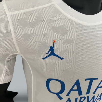 PSG 25/26 "Dragon Ball White" Player Version Premium Kit