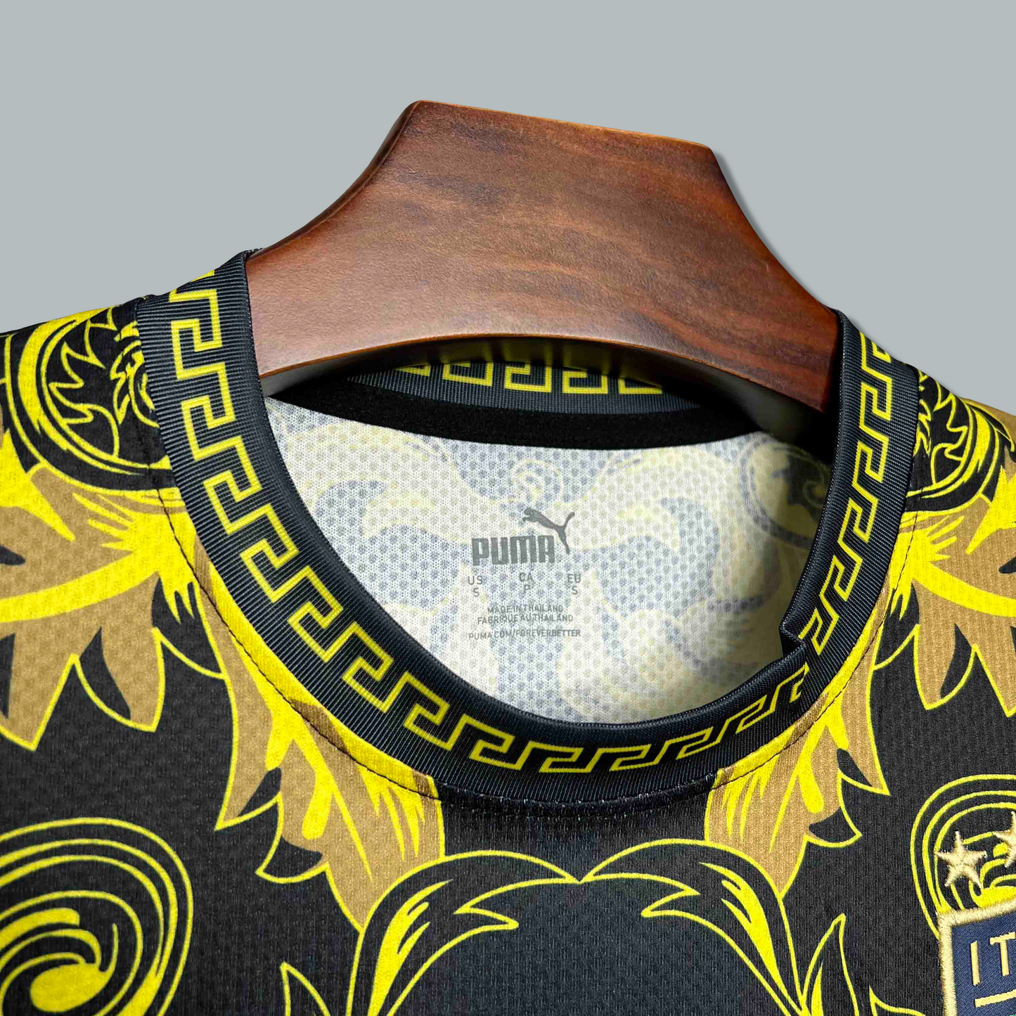 Italy 25/26 "Versace" Yellow Premium Kit