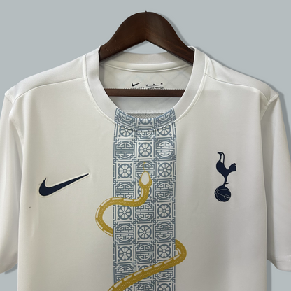 Tottenham Hotspur 25/26 "Golden Spur" Premium Kit