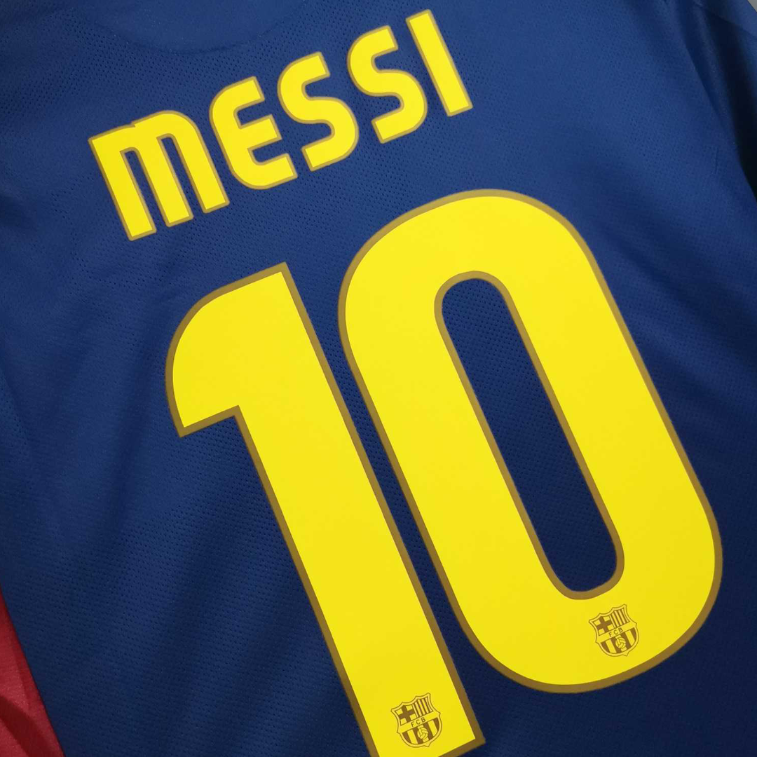 2008-2009 Barcelona Home Long Sleeve Kit