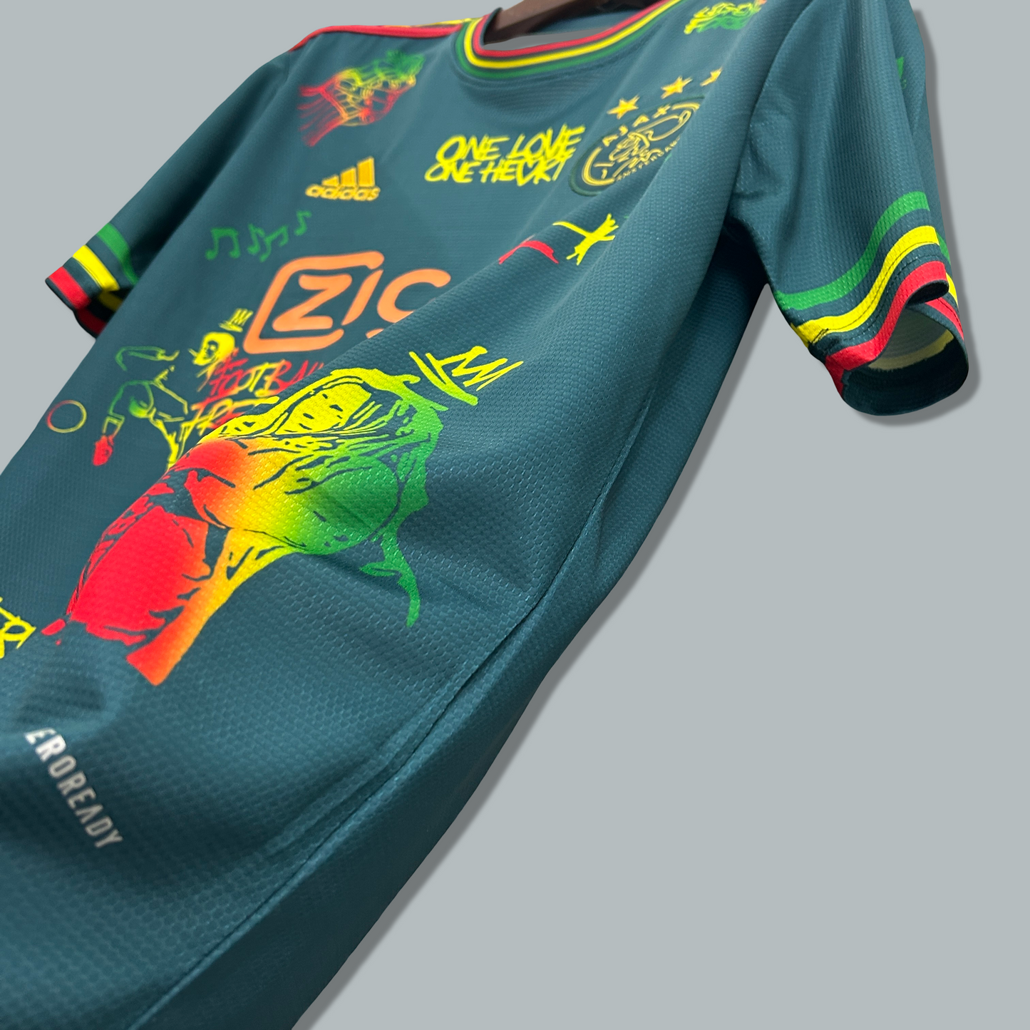 Ajax 25/26 x Bob Marley "Reggae Green" Premium Kit
