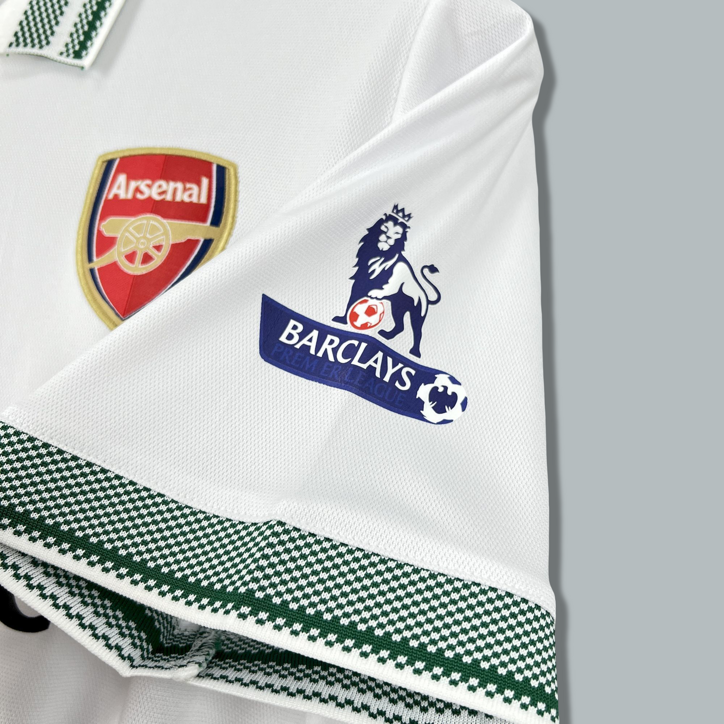 Arsenal 25/26 “Royal Ivory” Premium Kit