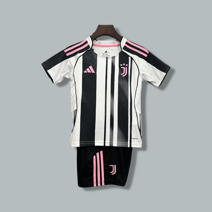 Juventus 25-26 Home Kids Kit