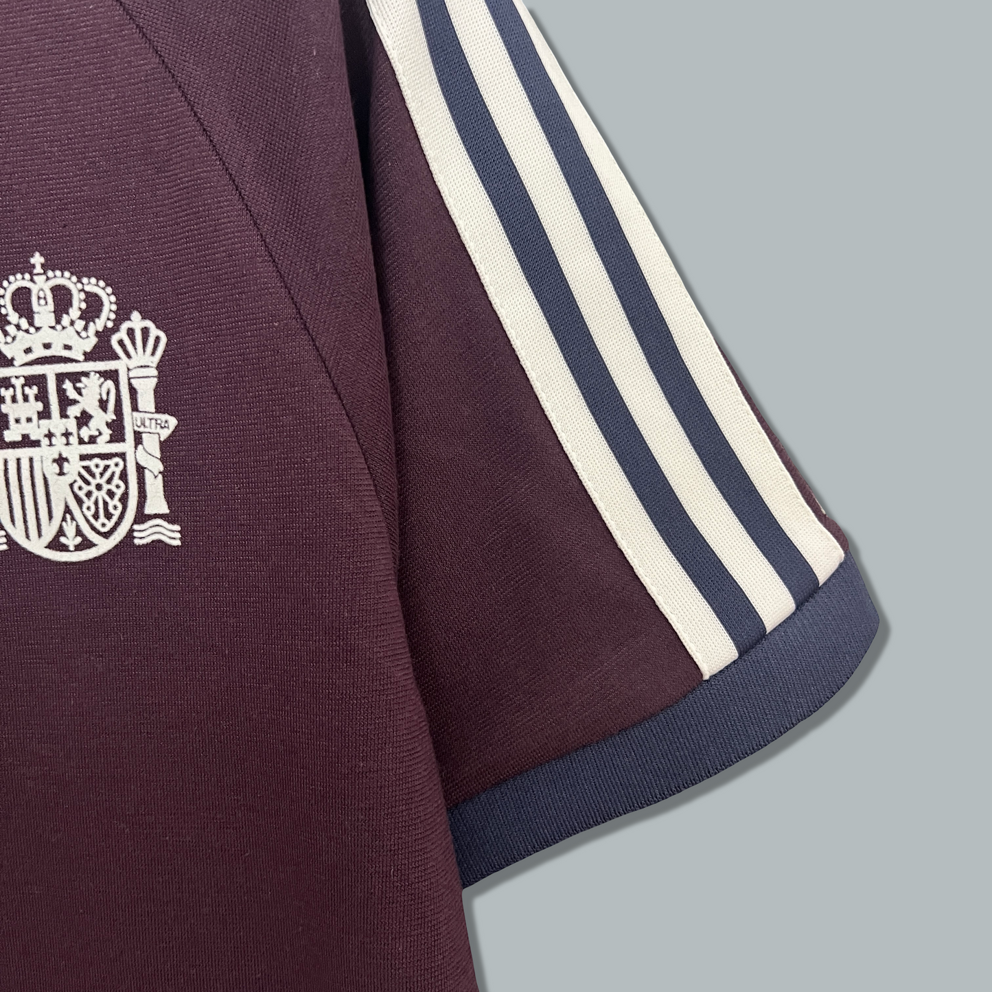 Spain 25/26 "Retro Royal" Premium T-Shirt