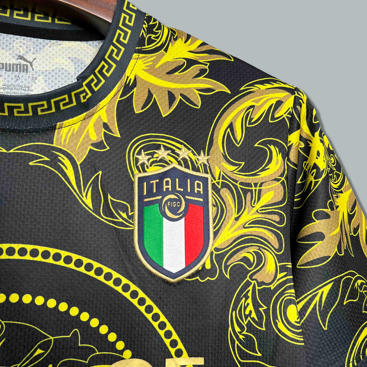 Italy 25/26 "Versace" Yellow Premium Kit