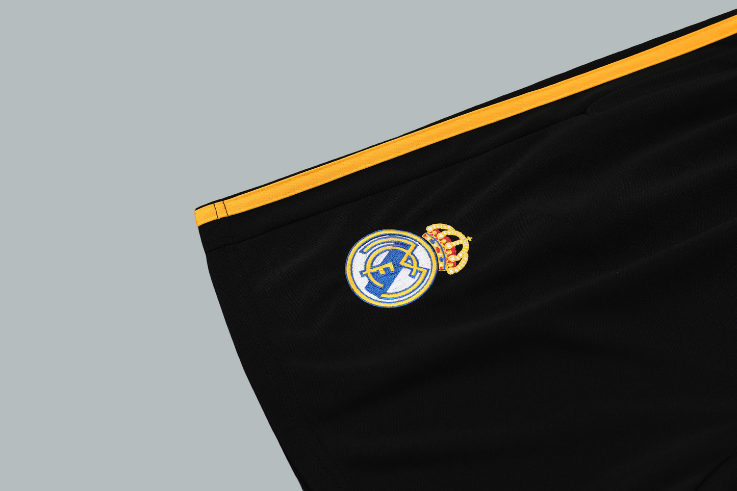 Real Madrid 25/26 "Black Dragon" Sleeveless Training Jersey and Shorts Set