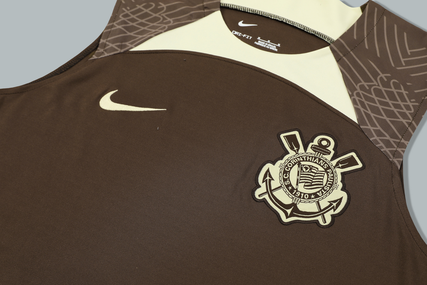 Corinthians 25/26 "Coffee Brown" Sleeveless Training Jersey and Shorts Set