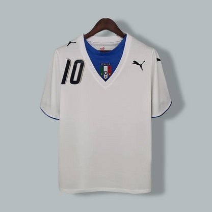 2006 Italy Away Retro Kit