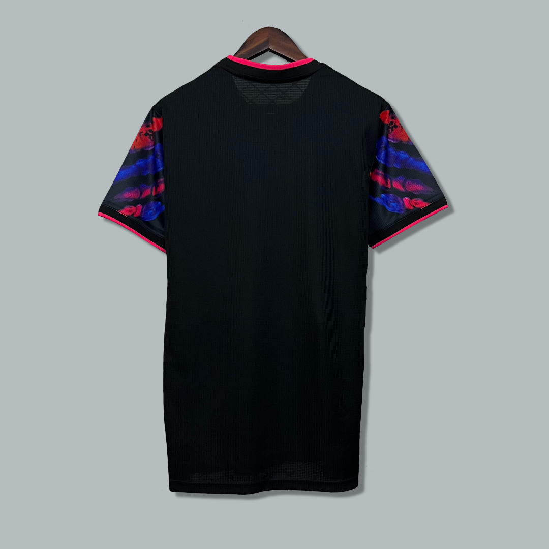 Barcelona 25/26 “Expressionist Future” Premium Kit