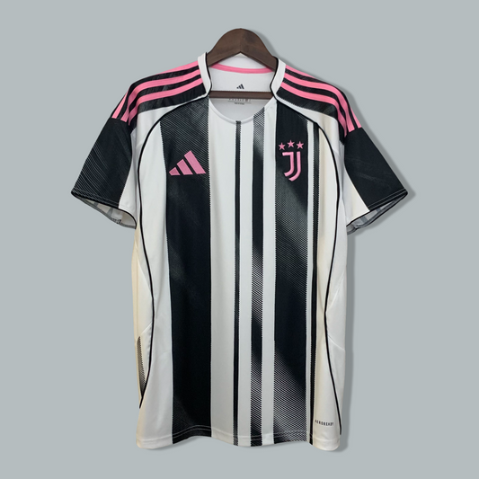 Juventus 25-26 Home Kit