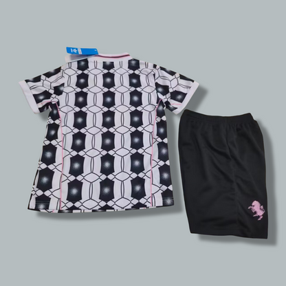 Juventus 25/26 "Retro Style" Premium Kids Kit