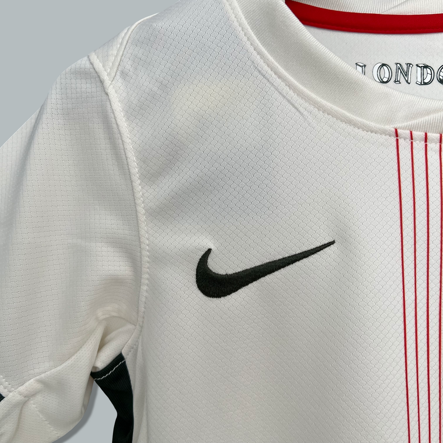 Chelsea 25/26 Away Kids Kit