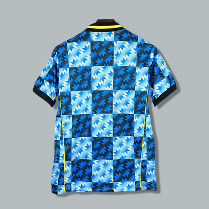 Manchester United 25/26 "Retro Blue Infinity" Premium Kit