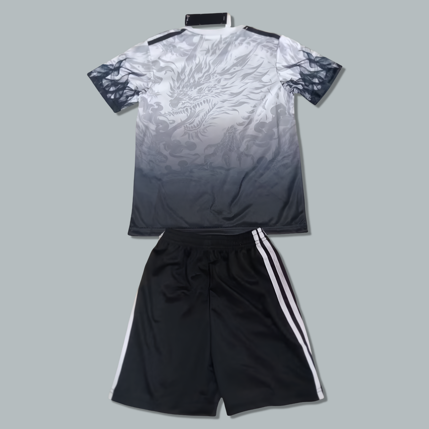 Real Madrid 25/26 "Emerald Flame" Premium Kids Kit