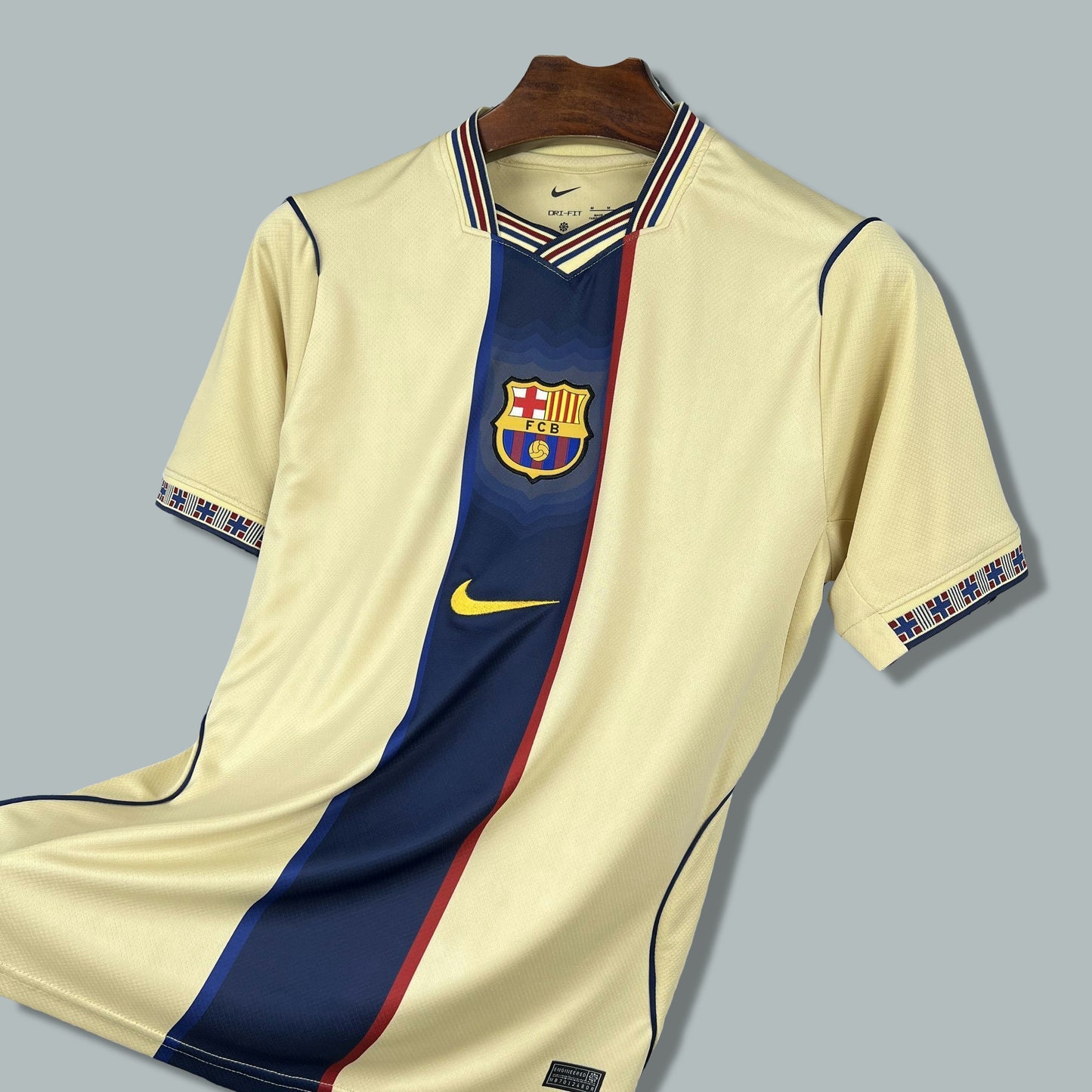 Barcelona 26/27 "Golden Catalonia" Premium Kit
