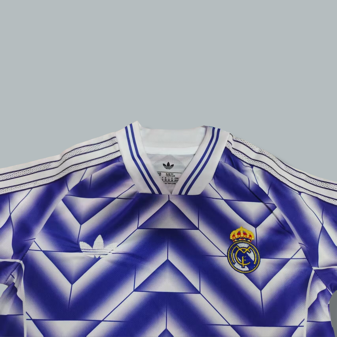 Real Madrid 25/26 "Retro Style" Premium Kids Kit