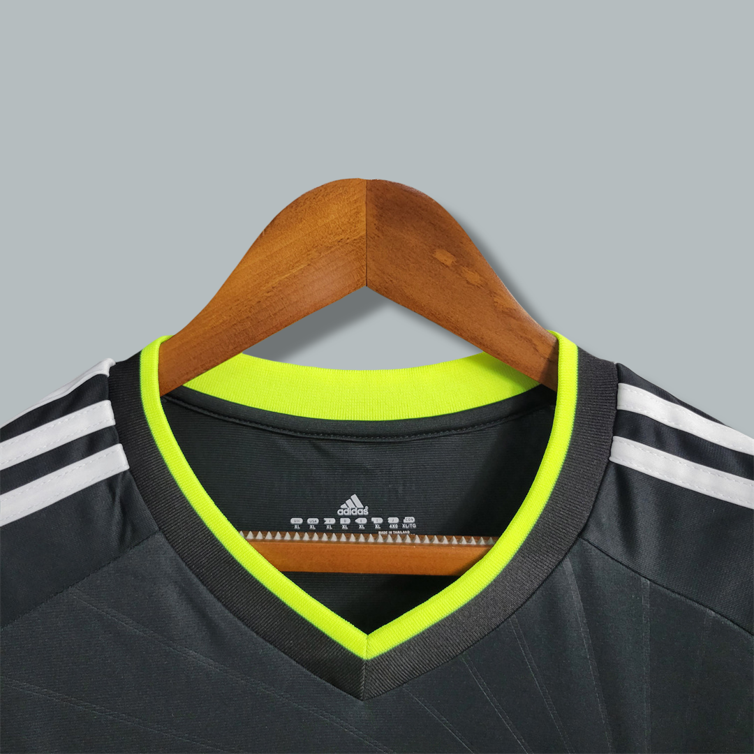 2010-2011 Real Madrid Away Long Sleeve Kit