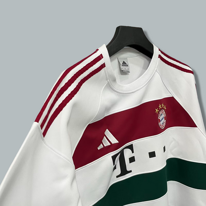Bayern 25/26 Premium Sweatshirt