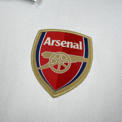 Arsenal 25/26 “Royal Ivory” Premium Kit