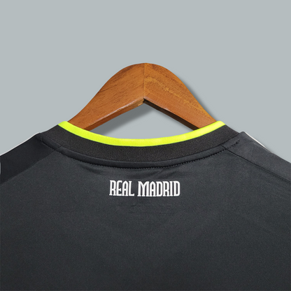 2010-2011 Real Madrid Away Long Sleeve Kit