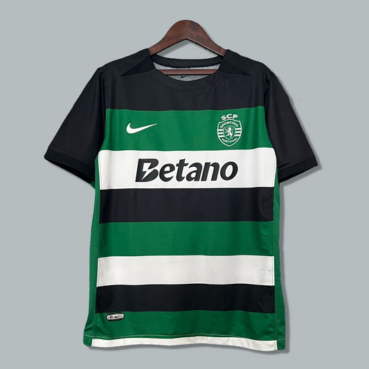 Sporting CP 24/25 Home Kit