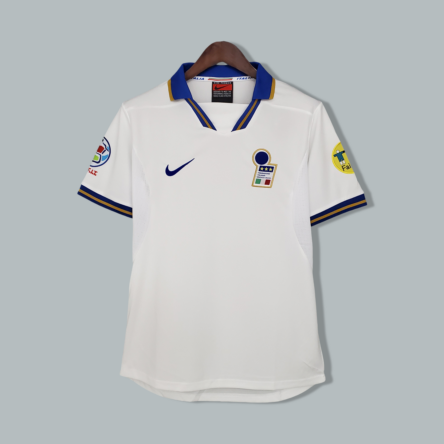 1996 Italy Away Retro Kit