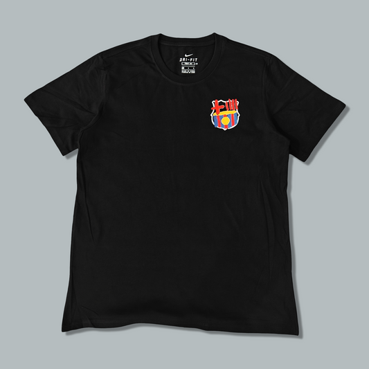 Barcelona 25/26 "Classic Crest Black" Premium T-Shirt